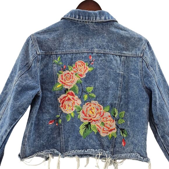 Sans Souci Jean Jacket Women's Size Small Embroidered Floral Cropped Distressed - Picture 3 of 16
